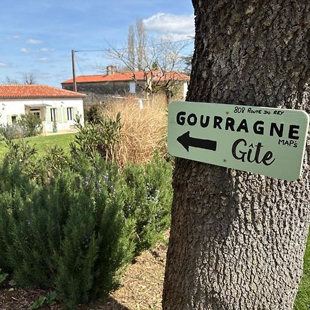 Maison De Vacances Gondrin المظهر الخارجي الصورة